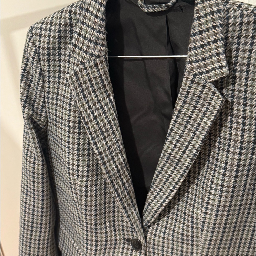 Stylish Houndstooth Blazer